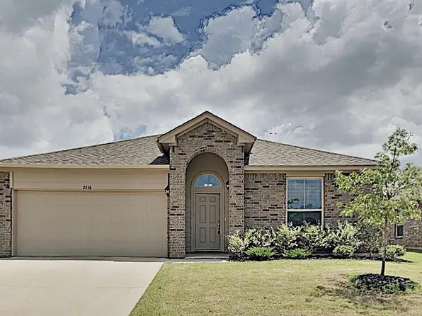 2516 Caden Ct, Yukon, OK 73099