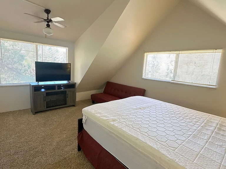 2223 Bernina Dr — Photo 11