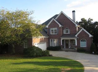 5790 Charleston Ln, Cumming, GA 30041