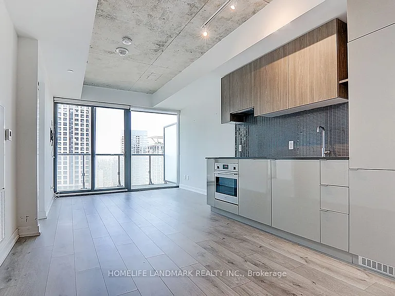 161 Roehampton Ave #2811 — Photo 8