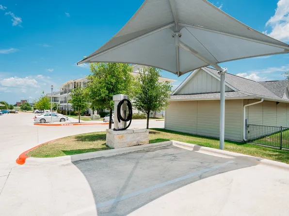 The Green at Plum Creek