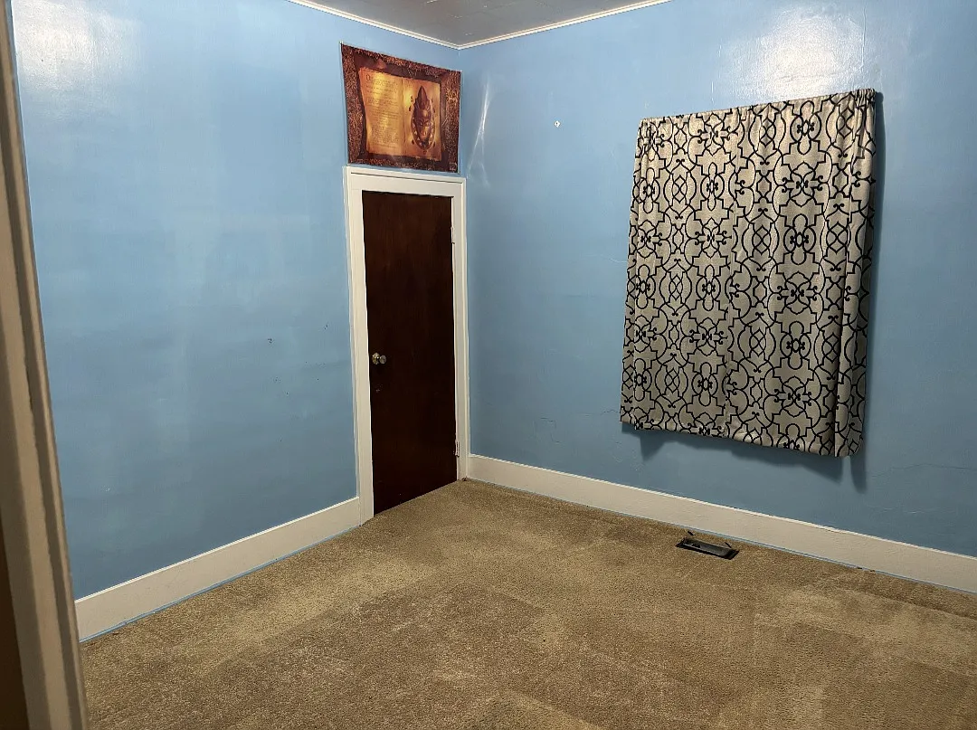 3 bed, 1076 sqft, $800 — Photo 3