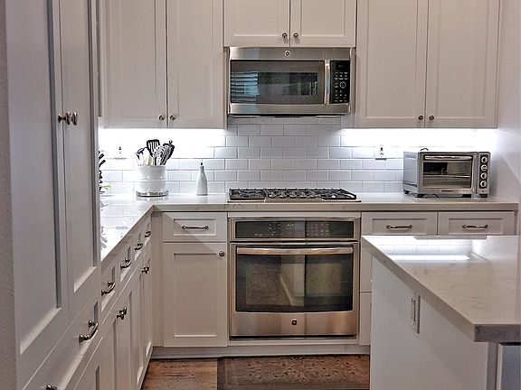 4th image of 15774 Twin Oaks Ln