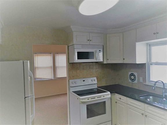 4th image of 57-41 226th St #2F