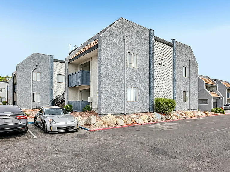 Park Vista Apartments