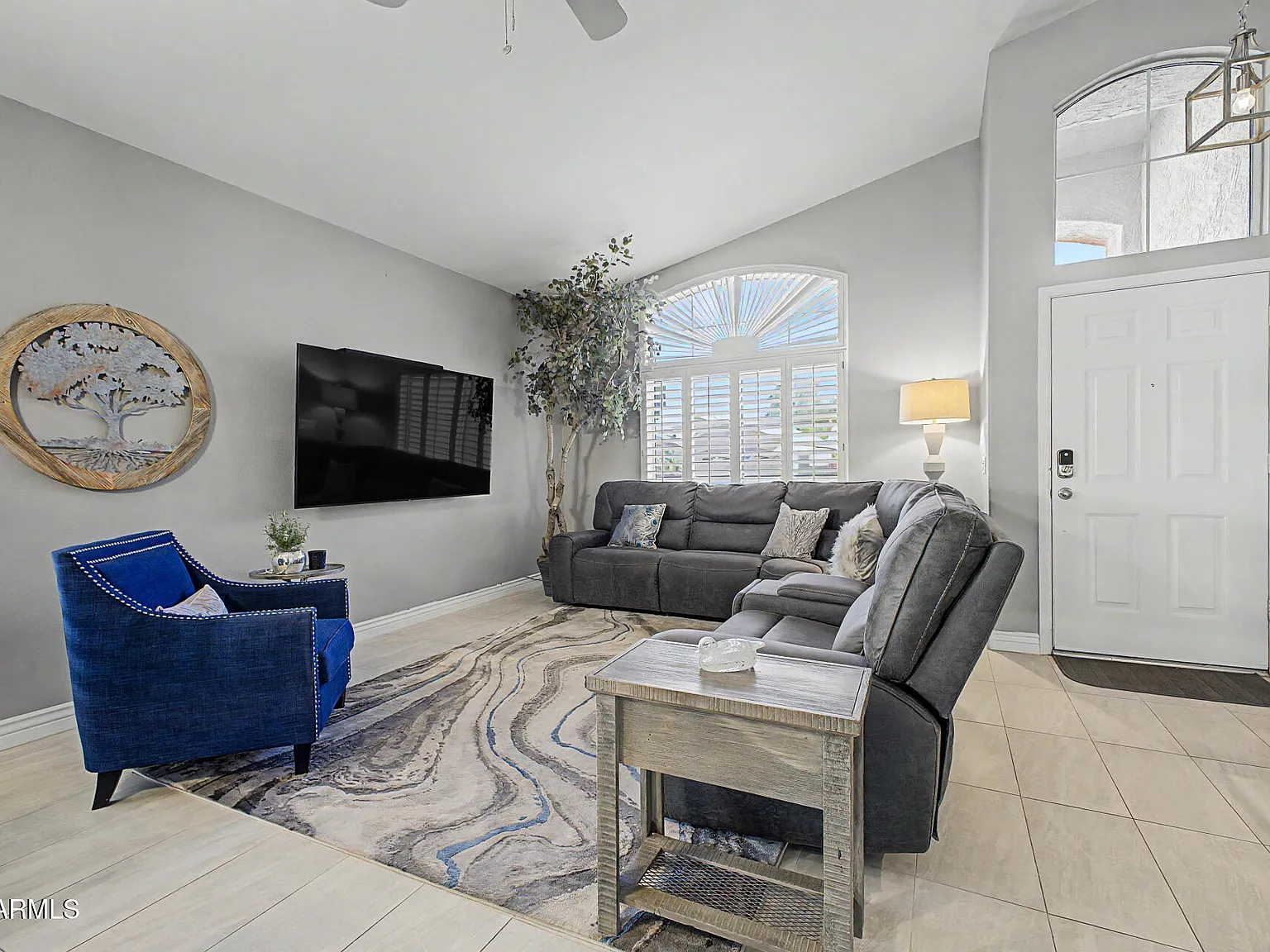 2 bed, 2.0 bath, 1351 sqft, $2,500 — Photo 4