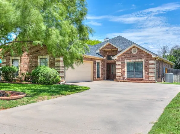 6020 Warwick Dr, San Angelo, TX 76901