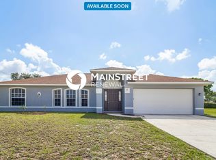 23 NE 9th Pl, Cape Coral, FL 33909