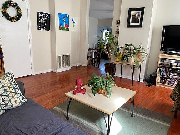 4th image of 3441 S Emerald Ave #2F