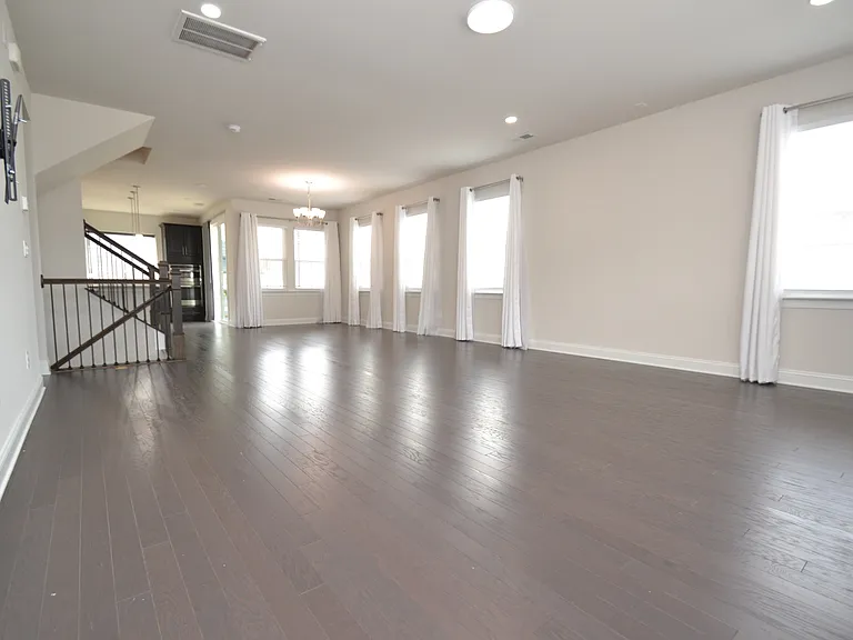 820 Grafton Peak Ln — Photo 14