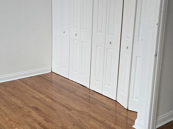 4th image of 3636 Blaine Ave