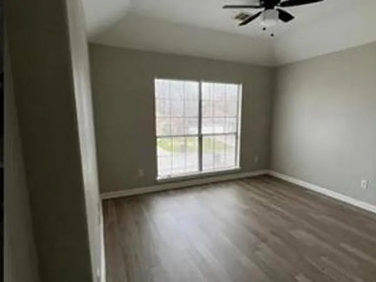 4320 Maggie St #B — Photo 7