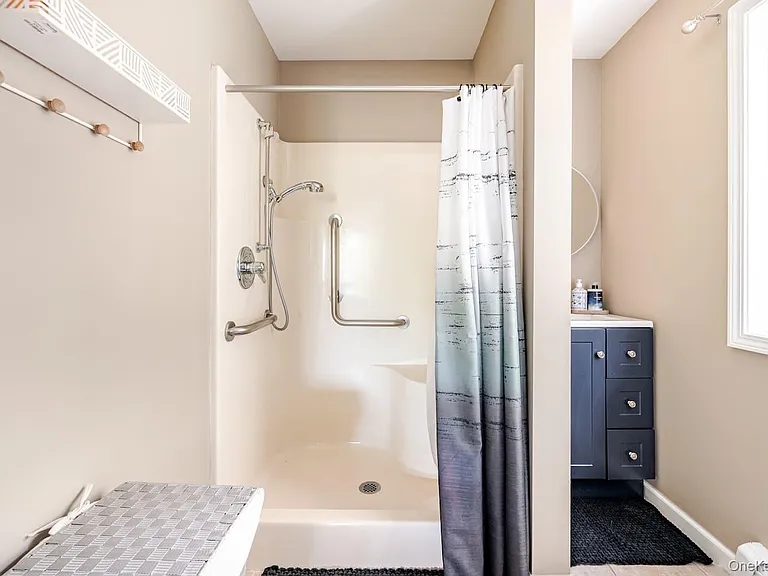 1241 Ridgebury Rd — Photo 15