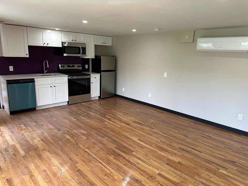 1st image of 99 Ferry St #2C