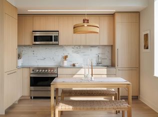 430 Main St #28L, New York, NY 10044