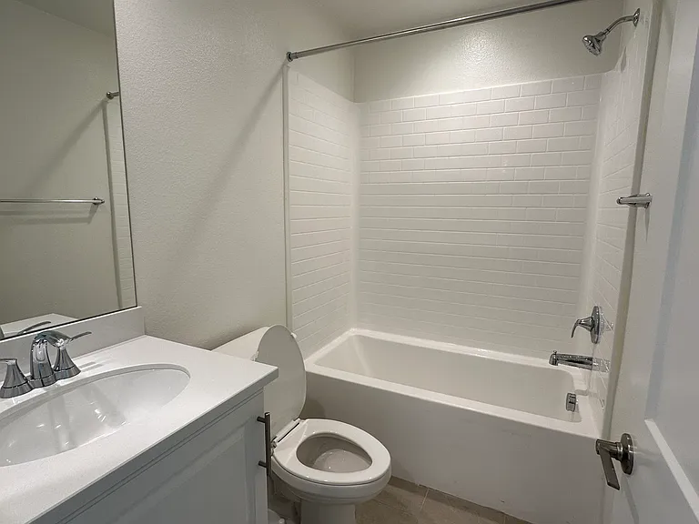 2480 Calendula Ln — Photo 14