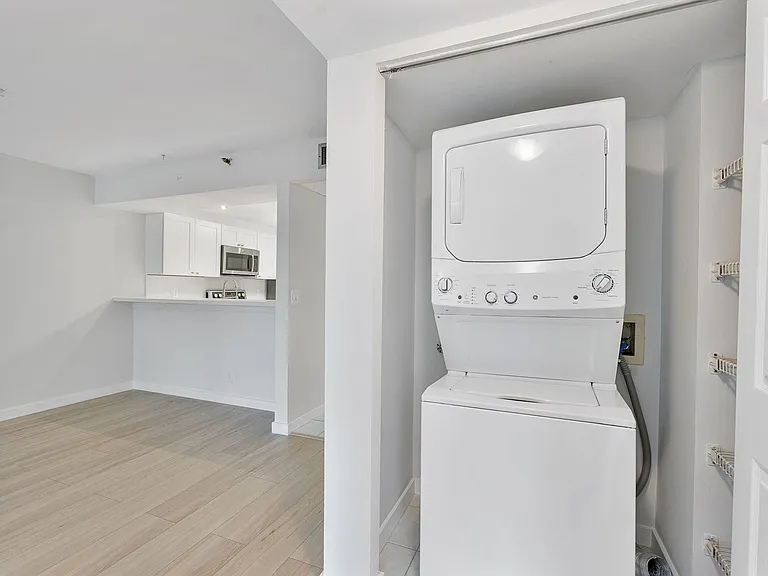20 Royal Palm Way #2060 — Photo 12
