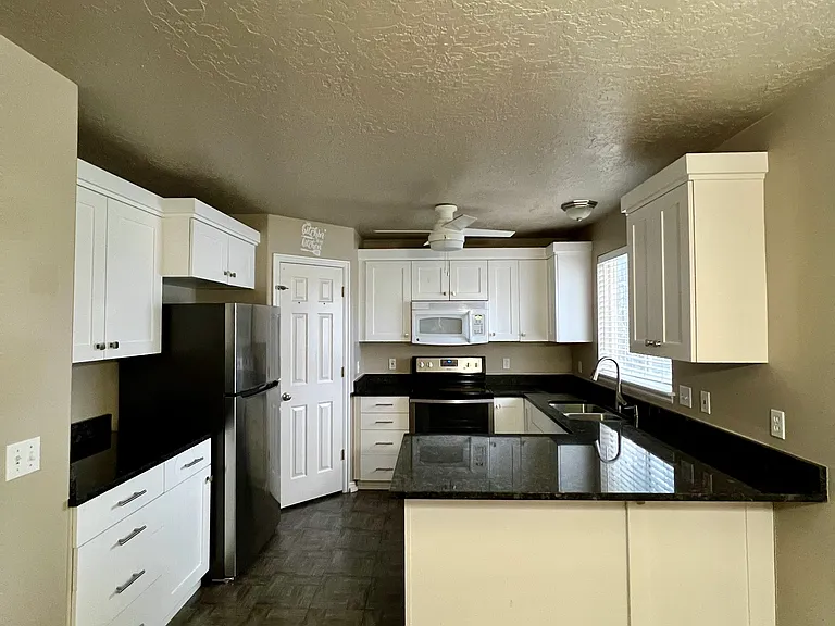 60 Spyglass Dr — Photo 10