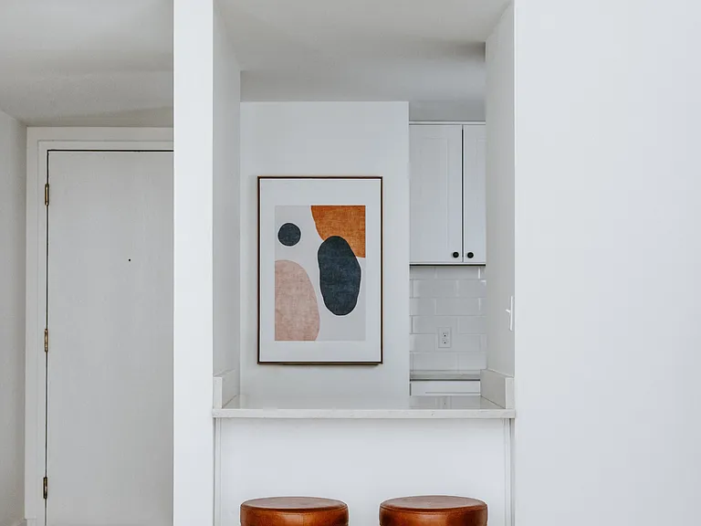 Crittenden Court Apartments — Photo 5