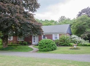 73 Topsfield Rd, Wenham, MA 01984