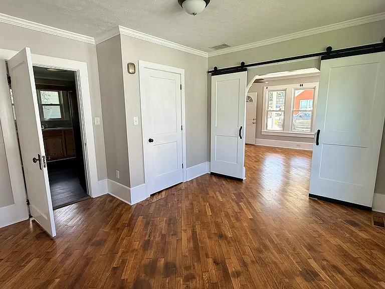 104 Texas St — Photo 11