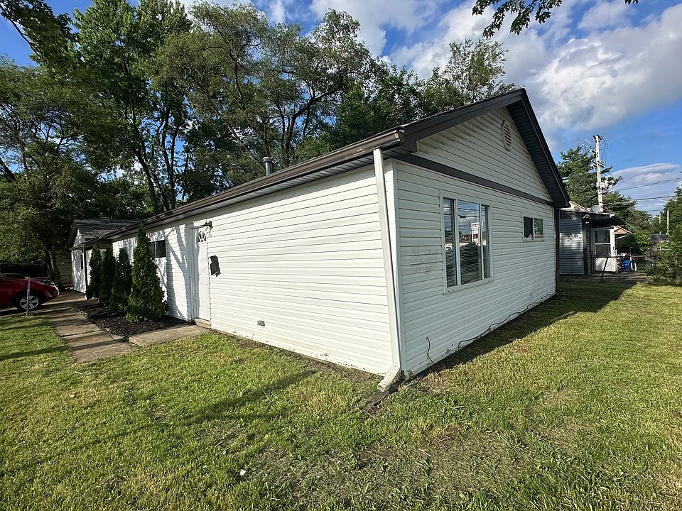 1st image of 1356 Elderwood Ave