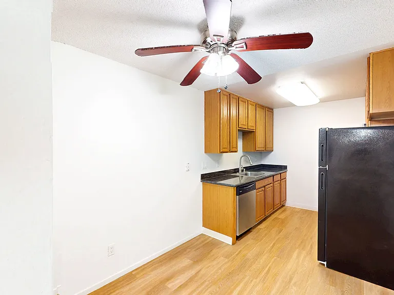 410 Alameda Del Prado #410E — Photo 1