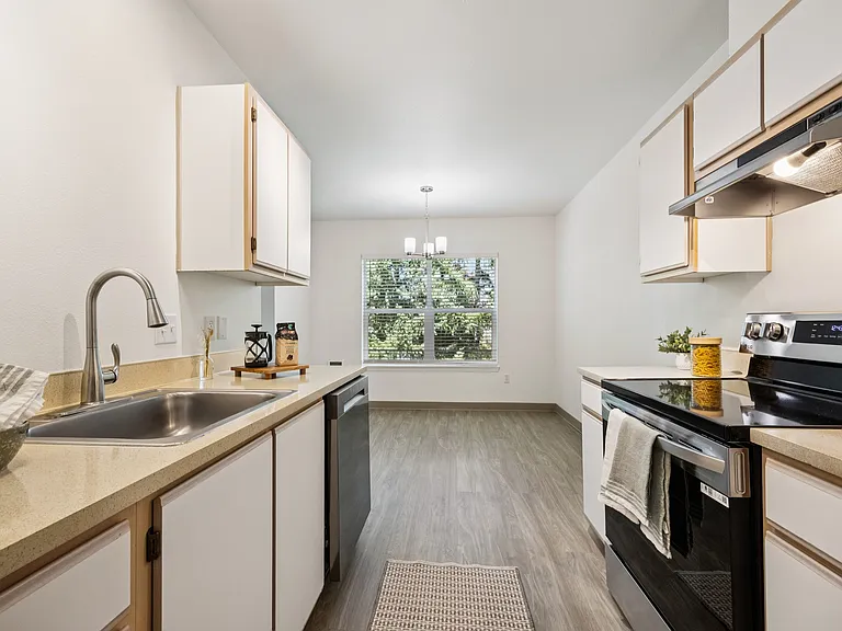 Nolan Ridge Apartments — Photo 16