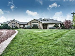 17977 Winchester Rd, Ashville, OH 43103