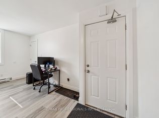 14 Manitoba St #4, Bracebridge, ON P1L 1R9