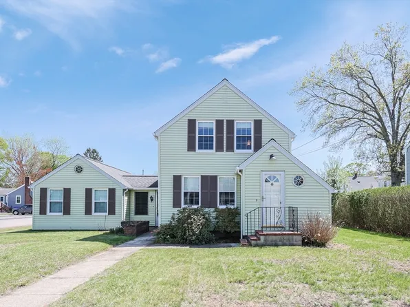 11 Florence St, Milford, MA 01757