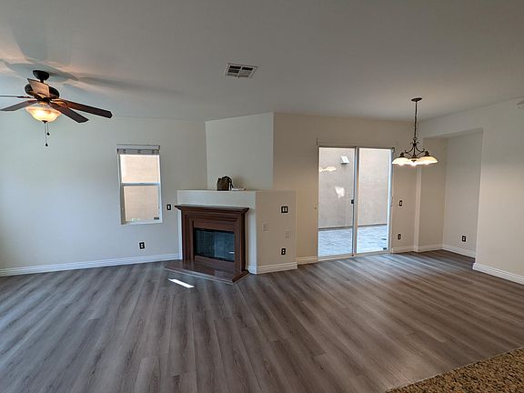 4th image of 15992 Moonflower Ave