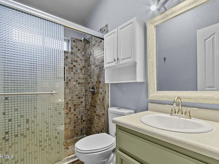 6520 Boulder Rdg — Photo 18
