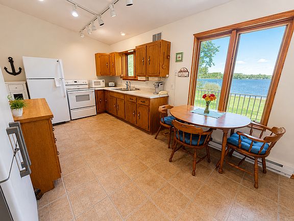 5th image of 2718 Jenssen Shore Dr