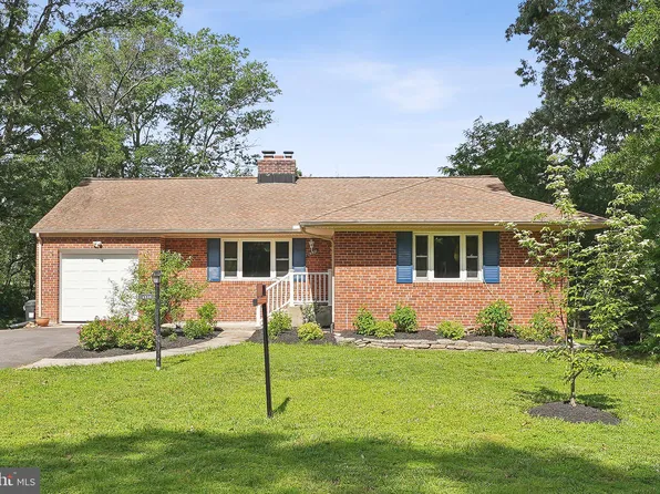 6530 Greenleaf St, Springfield, VA 22150