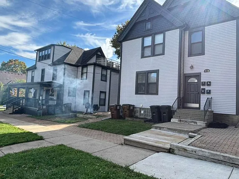 701-705 Emmet St — Photo 10