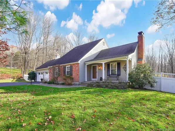 104 Old Sherman Hill Road, Woodbury, CT 06798