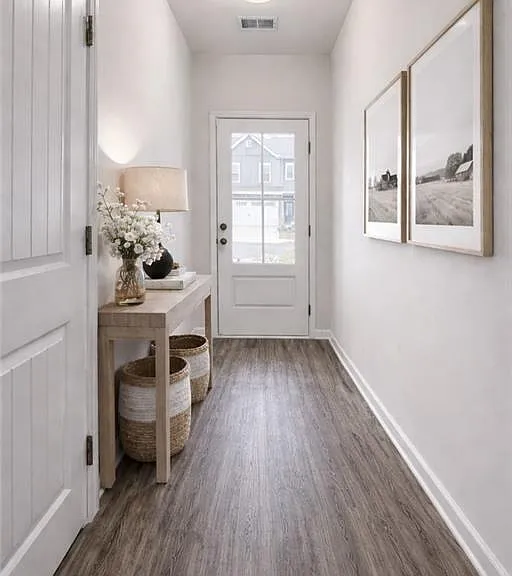 1123 Chastain Dr — Photo 2