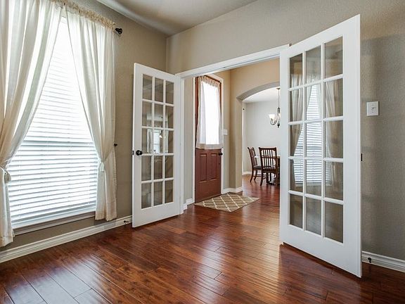 4th image of 288 Highland Dr