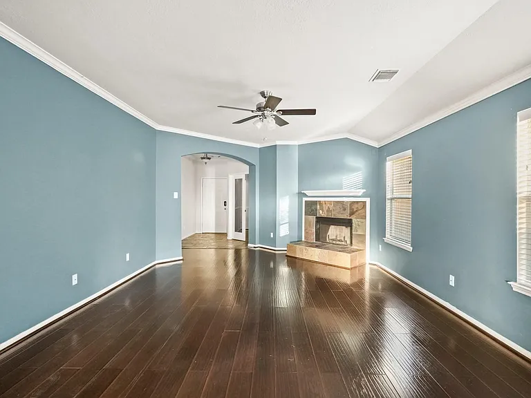 5823 Creektrace Ln — Photo 6