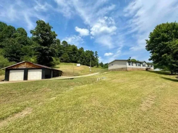1273 Arnoldsburg Rd, Spencer, WV 25276