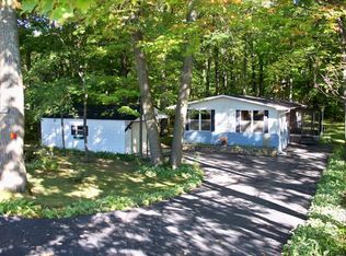 10483 W Rost Lake Rd, Coleman, WI 54112