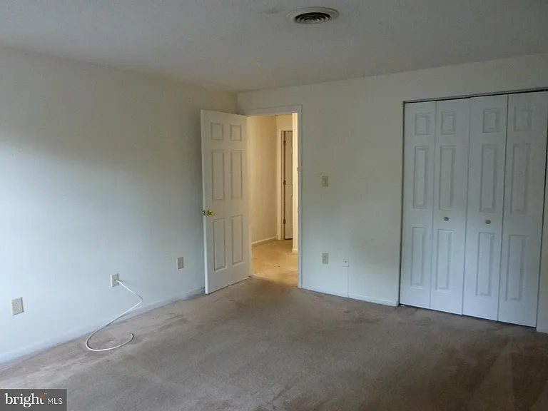 809 Logan St #2B — Photo 18