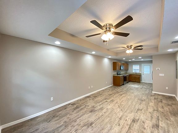 4th image of 8946 N Mendoza Way