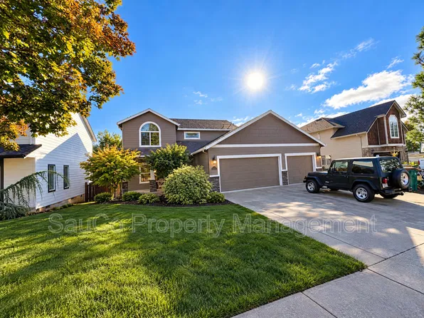 53022 NW Manor Dr, Scappoose, OR 97056