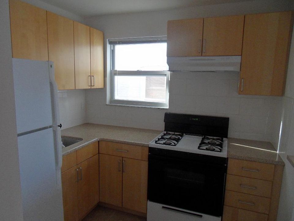1st image of 5812 43rd Ave APT 2B