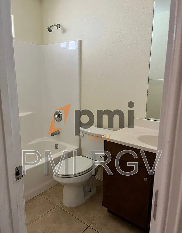 2 bed, 2.0 bath, $875 — Photo 4
