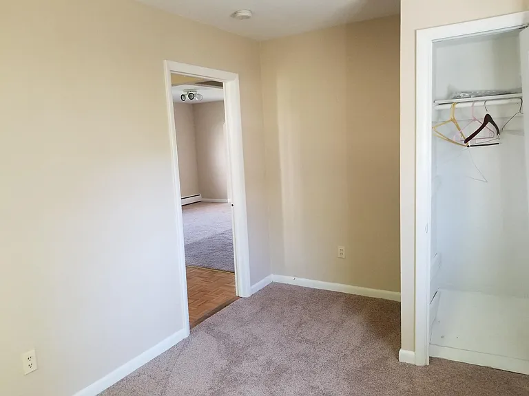 146 Spa Dr — Photo 11