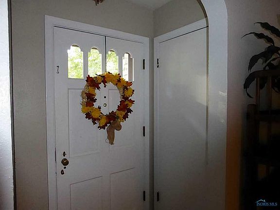 2nd image of 2426 Barrington Dr