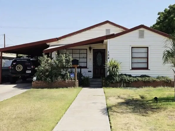 154 C St, Brawley, CA 92227